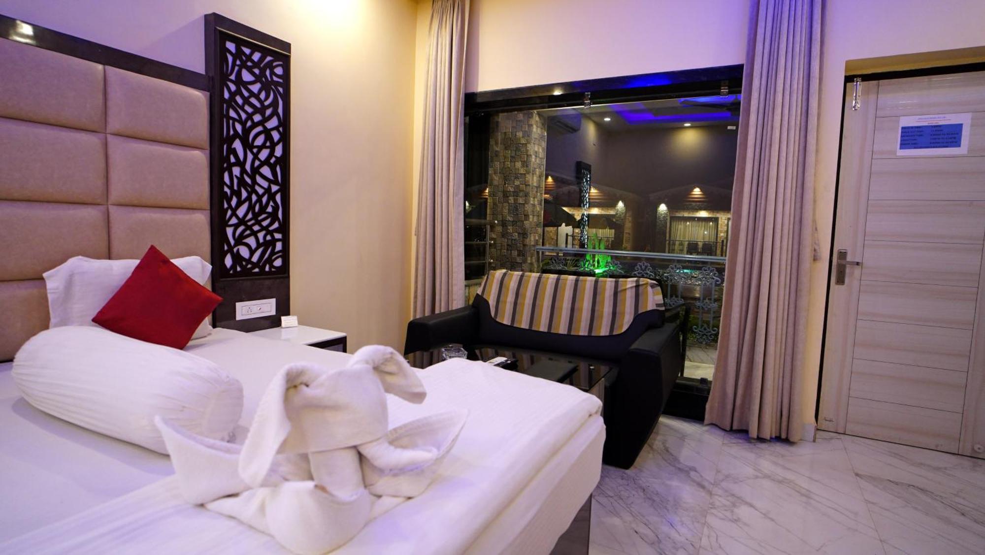 Aqua Blue Resort Private Limited Мандармани Экстерьер фото