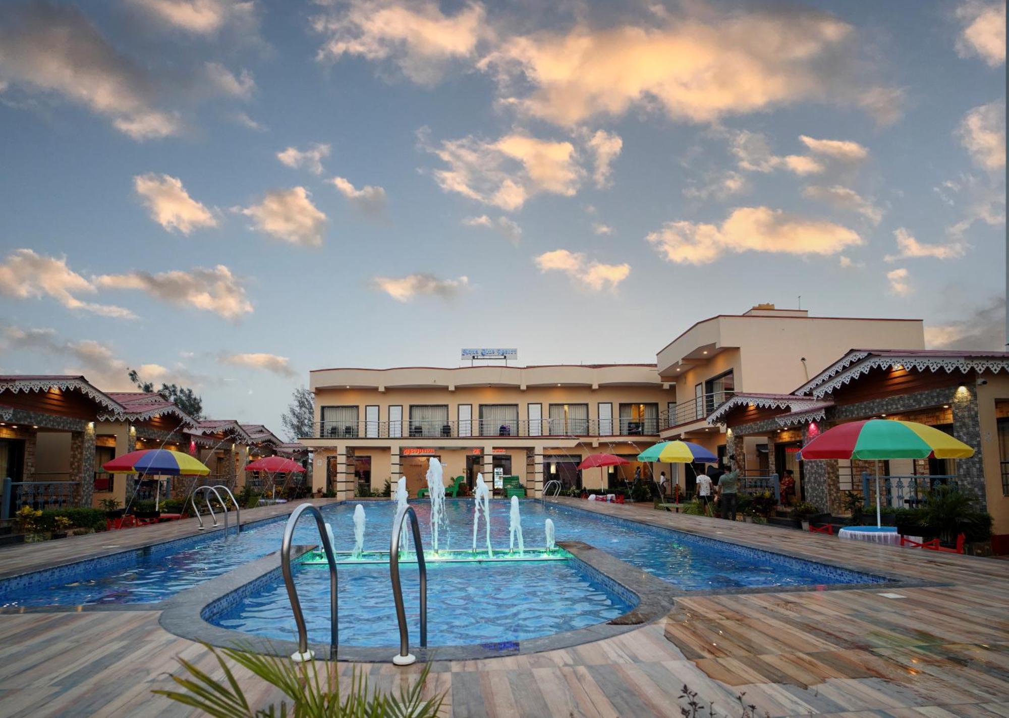 Aqua Blue Resort Private Limited Мандармани Экстерьер фото